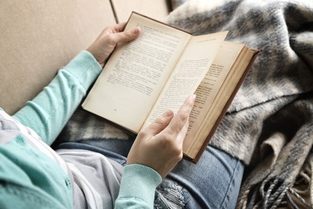 如何用英语傲娇地说出我不在乎!